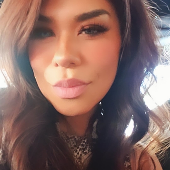 Meet your Posher, Tonya - Picture 7 of 7